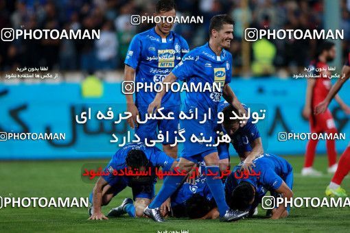 920363, Tehran, [*parameter:4*], لیگ برتر فوتبال ایران، Persian Gulf Cup، Week 11، First Leg، Esteghlal 2 v 0 Naft Tehran on 2017/10/31 at Azadi Stadium