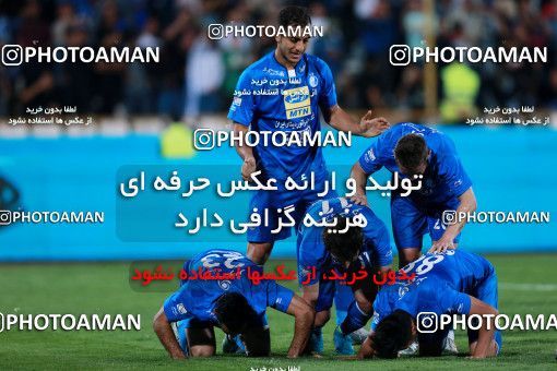 920441, Tehran, [*parameter:4*], لیگ برتر فوتبال ایران، Persian Gulf Cup، Week 11، First Leg، Esteghlal 2 v 0 Naft Tehran on 2017/10/31 at Azadi Stadium