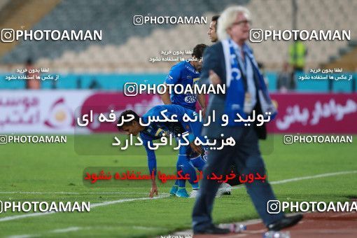 920058, Tehran, [*parameter:4*], لیگ برتر فوتبال ایران، Persian Gulf Cup، Week 11، First Leg، Esteghlal 2 v 0 Naft Tehran on 2017/10/31 at Azadi Stadium