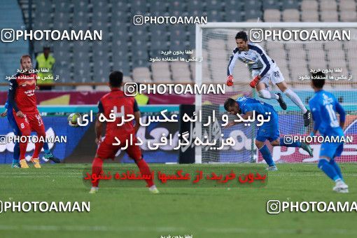 920200, Tehran, [*parameter:4*], لیگ برتر فوتبال ایران، Persian Gulf Cup، Week 11، First Leg، Esteghlal 2 v 0 Naft Tehran on 2017/10/31 at Azadi Stadium