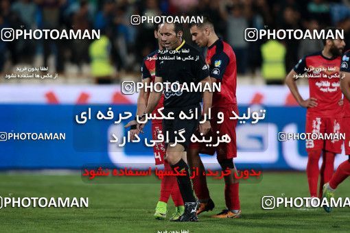 920343, Tehran, [*parameter:4*], لیگ برتر فوتبال ایران، Persian Gulf Cup، Week 11، First Leg، Esteghlal 2 v 0 Naft Tehran on 2017/10/31 at Azadi Stadium