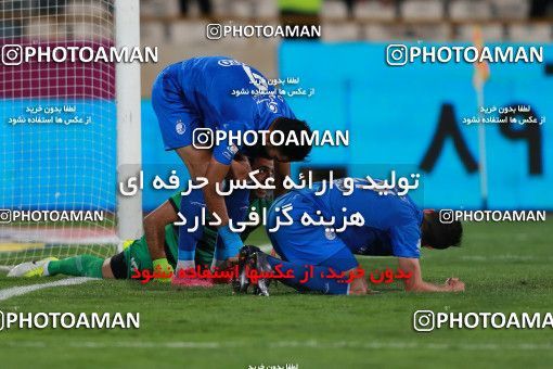 920101, Tehran, [*parameter:4*], لیگ برتر فوتبال ایران، Persian Gulf Cup، Week 11، First Leg، Esteghlal 2 v 0 Naft Tehran on 2017/10/31 at Azadi Stadium