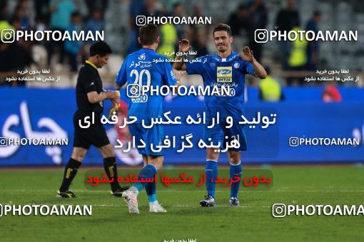 920198, Tehran, [*parameter:4*], لیگ برتر فوتبال ایران، Persian Gulf Cup، Week 11، First Leg، Esteghlal 2 v 0 Naft Tehran on 2017/10/31 at Azadi Stadium