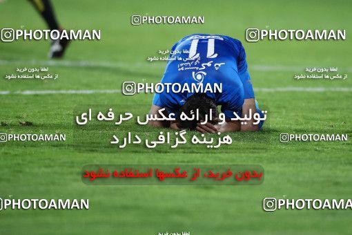 1076803, Tehran, [*parameter:4*], لیگ برتر فوتبال ایران، Persian Gulf Cup، Week 11، First Leg، Esteghlal 2 v 0 Naft Tehran on 2017/10/31 at Azadi Stadium
