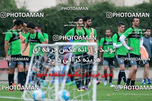 928319, Tehran, , Iran National Football Team Training Session on 2017/11/02 at Research Institute of Petroleum Industry
