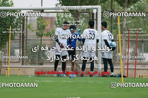 928588, Tehran, , Iran National Football Team Training Session on 2017/11/02 at Research Institute of Petroleum Industry