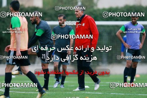 928493, Tehran, , Iran National Football Team Training Session on 2017/11/02 at Research Institute of Petroleum Industry