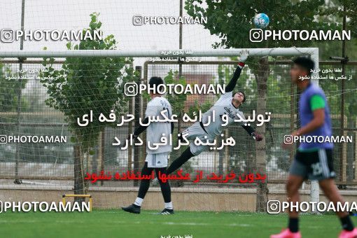 928495, Tehran, , Iran National Football Team Training Session on 2017/11/02 at Research Institute of Petroleum Industry