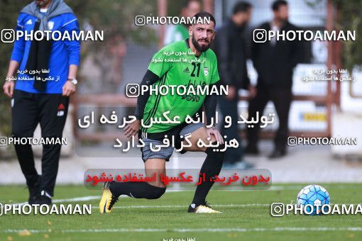 921808, Tehran, , Iran National Football Team Training Session on 2017/11/02 at Research Institute of Petroleum Industry