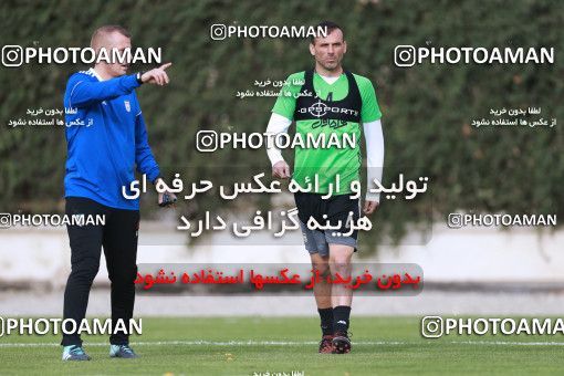 921940, Tehran, , Iran National Football Team Training Session on 2017/11/02 at Research Institute of Petroleum Industry