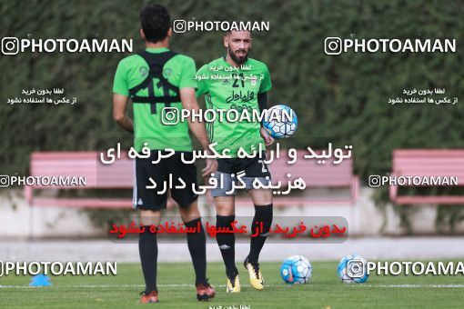 922157, Tehran, , Iran National Football Team Training Session on 2017/11/02 at Research Institute of Petroleum Industry