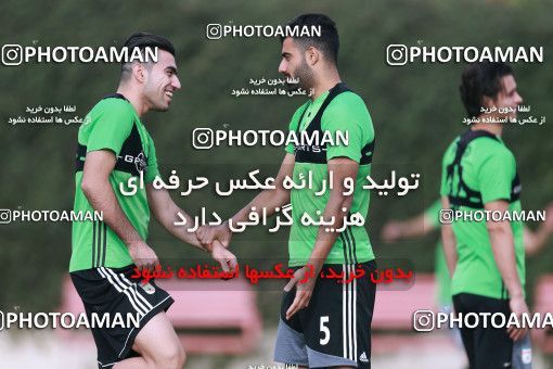 922173, Tehran, , Iran National Football Team Training Session on 2017/11/02 at Research Institute of Petroleum Industry