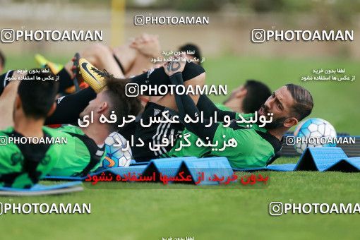 921780, Tehran, , Iran National Football Team Training Session on 2017/11/02 at Research Institute of Petroleum Industry