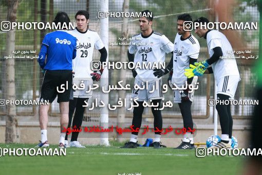 921819, Tehran, , Iran National Football Team Training Session on 2017/11/02 at Research Institute of Petroleum Industry