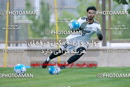 922032, Tehran, , Iran National Football Team Training Session on 2017/11/02 at Research Institute of Petroleum Industry