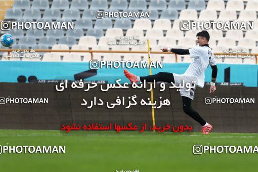 924842, Tehran, , Iran National Football Team Training Session on 2017/11/04 at Azadi Stadium