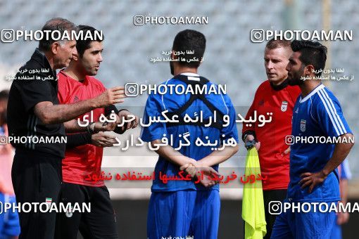 926616, Tehran, , Iran National Football Team Training Session on 2017/11/04 at Azadi Stadium