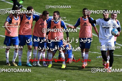 928744, Tehran, , Iran National Football Team Training Session on 2017/11/04 at Azadi Stadium