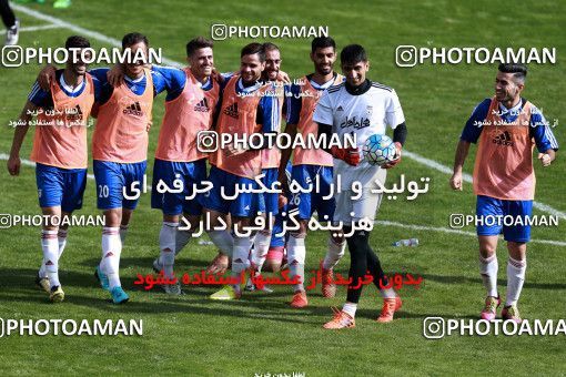 929079, Tehran, , Iran National Football Team Training Session on 2017/11/04 at Azadi Stadium