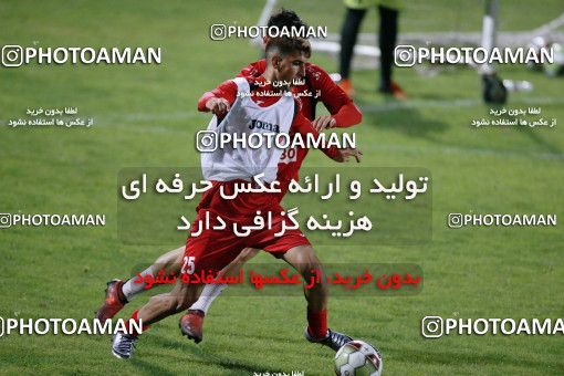 929240, Tehran, , Persepolis Football Team Training Session on 2017/11/10 at Shahid Kazemi Stadium