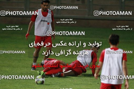 929306, Tehran, , Persepolis Football Team Training Session on 2017/11/10 at Shahid Kazemi Stadium
