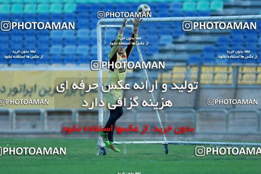 924931, Tehran, , Persepolis Football Team Training Session on 2017/11/10 at Shahid Kazemi Stadium