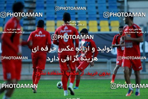 925139, Tehran, , Persepolis Football Team Training Session on 2017/11/10 at Shahid Kazemi Stadium