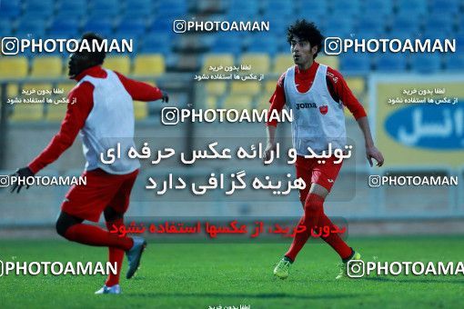 924988, Tehran, , Persepolis Football Team Training Session on 2017/11/10 at Shahid Kazemi Stadium