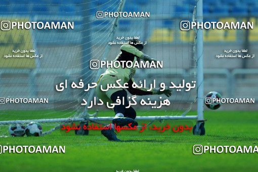 925062, Tehran, , Persepolis Football Team Training Session on 2017/11/10 at Shahid Kazemi Stadium