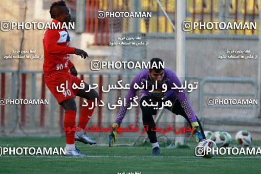 934743, Tehran, , Persepolis Football Team Training Session on 2017/11/13 at Shahid Kazemi Stadium