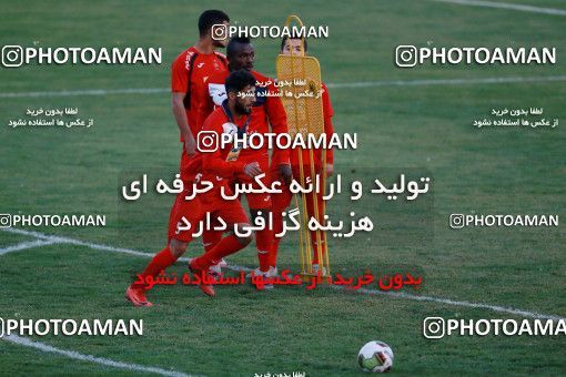 934714, Tehran, , Persepolis Football Team Training Session on 2017/11/13 at Shahid Kazemi Stadium