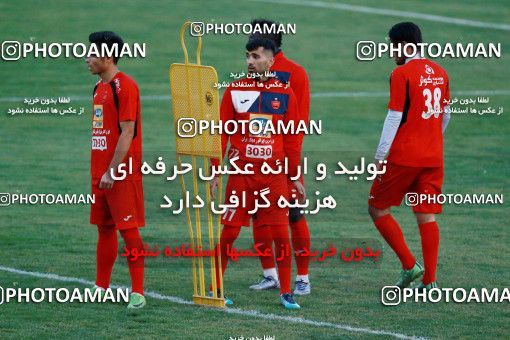 934889, Tehran, , Persepolis Football Team Training Session on 2017/11/13 at Shahid Kazemi Stadium