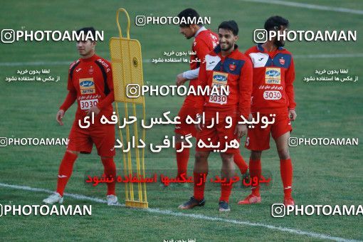 934634, Tehran, , Persepolis Football Team Training Session on 2017/11/13 at Shahid Kazemi Stadium