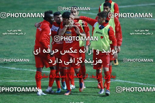 934739, Tehran, , Persepolis Football Team Training Session on 2017/11/13 at Shahid Kazemi Stadium