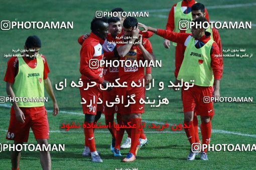 934821, Tehran, , Persepolis Football Team Training Session on 2017/11/13 at Shahid Kazemi Stadium