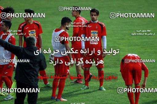934861, Tehran, , Persepolis Football Team Training Session on 2017/11/13 at Shahid Kazemi Stadium