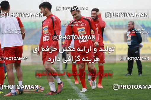 937581, Tehran, , Persepolis Football Team Training Session on 2017/11/11 at Shahid Kazemi Stadium