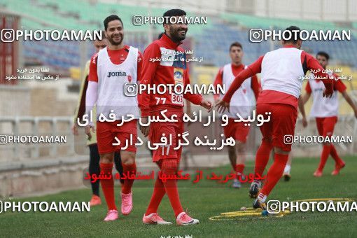 937604, Tehran, , Persepolis Football Team Training Session on 2017/11/11 at Shahid Kazemi Stadium