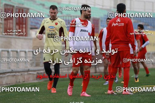 937369, Tehran, , Persepolis Football Team Training Session on 2017/11/11 at Shahid Kazemi Stadium