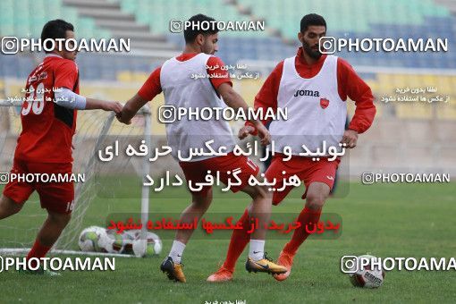 937536, Tehran, , Persepolis Football Team Training Session on 2017/11/11 at Shahid Kazemi Stadium