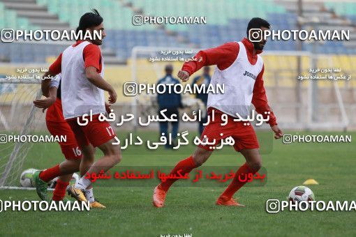 937758, Tehran, , Persepolis Football Team Training Session on 2017/11/11 at Shahid Kazemi Stadium