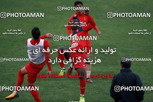 937348, Tehran, , Persepolis Football Team Training Session on 2017/11/11 at Shahid Kazemi Stadium