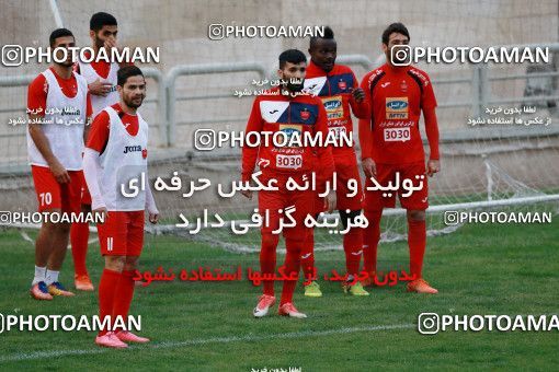 937302, Tehran, , Persepolis Football Team Training Session on 2017/11/11 at Shahid Kazemi Stadium