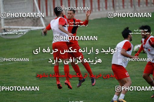 937696, Tehran, , Persepolis Football Team Training Session on 2017/11/11 at Shahid Kazemi Stadium