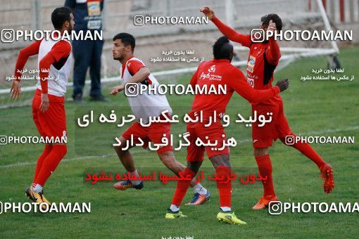 937558, Tehran, , Persepolis Football Team Training Session on 2017/11/11 at Shahid Kazemi Stadium