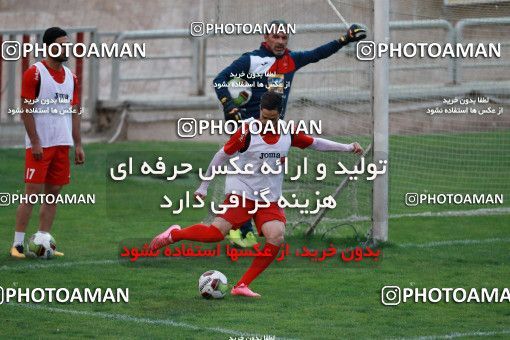 937690, Tehran, , Persepolis Football Team Training Session on 2017/11/11 at Shahid Kazemi Stadium