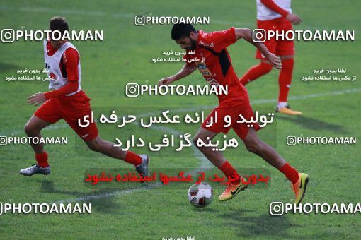 937677, Tehran, , Persepolis Football Team Training Session on 2017/11/11 at Shahid Kazemi Stadium