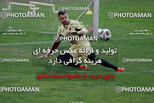 937682, Tehran, , Persepolis Football Team Training Session on 2017/11/11 at Shahid Kazemi Stadium
