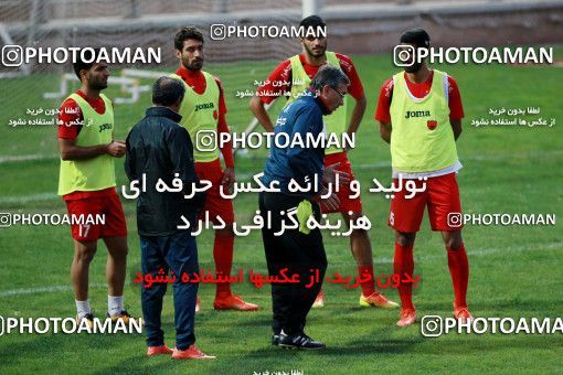 937719, Tehran, , Persepolis Football Team Training Session on 2017/11/11 at Shahid Kazemi Stadium