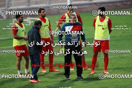 937659, Tehran, , Persepolis Football Team Training Session on 2017/11/11 at Shahid Kazemi Stadium